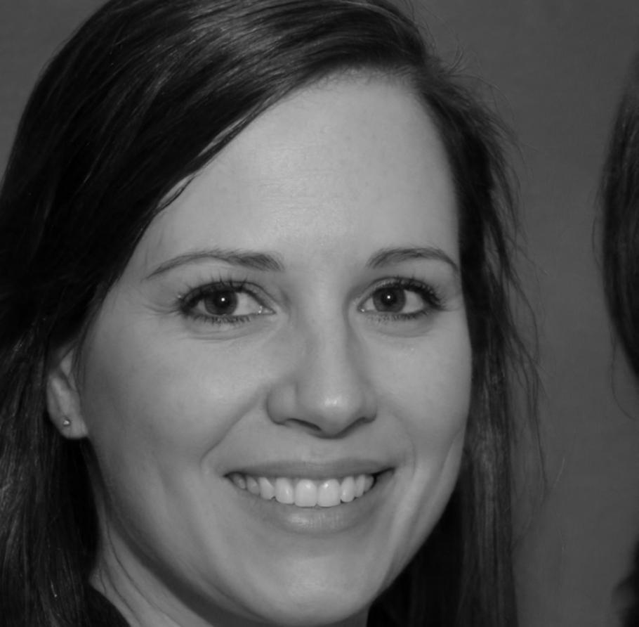 Raluca Ionescu, consultant financiar principal
